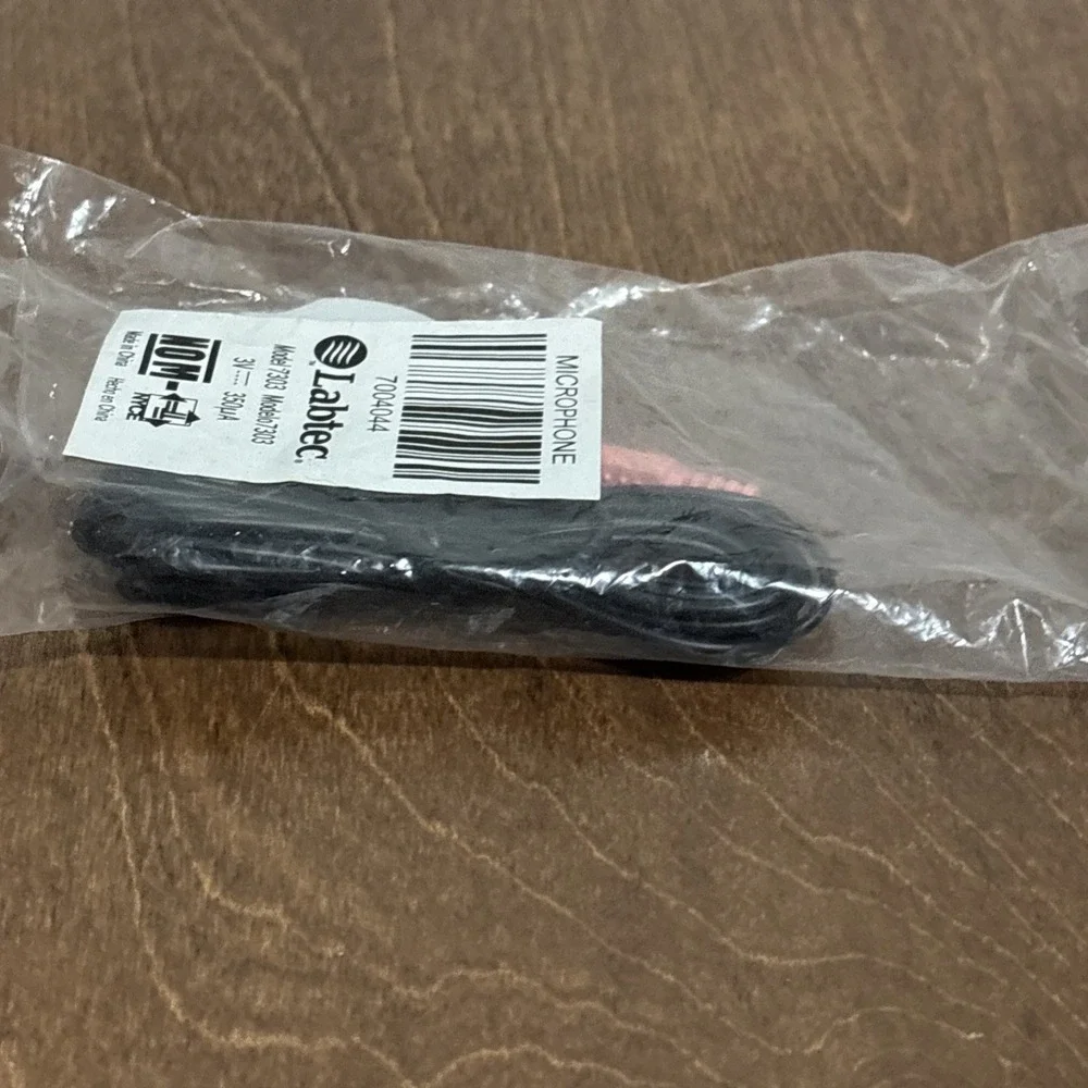 Labtec Model‎ 7303 Wired Microphone 3.5mm Plug New In Plastic Bag